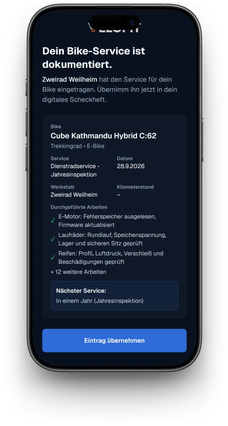 Ansicht des Kunden nach dem QR-Scan: der dokumentierte Service mit Werkstatt, Arbeiten und nächstem Service, darunter der Button Eintrag übernehmen